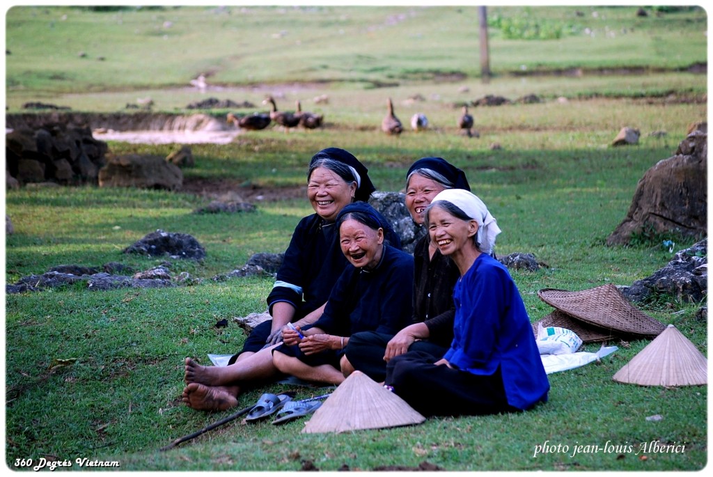Sourires des grandes mères - Concours "Mon voyage au Vietnam"